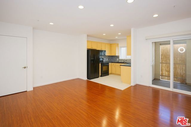 12132 Hart Street, North Hollywood CA: https://media.crmls.org/mediaz/4b4ace52-4fa5-4cdc-a6eb-1bdc8fa5ad4e.jpg