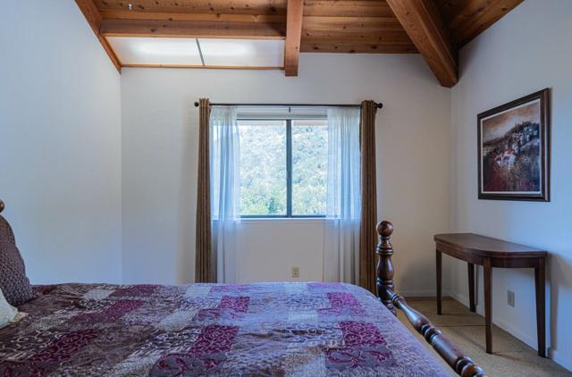 15847 Pleasant Valley Lane, Salinas CA: https://media.crmls.org/mediaz/4b4af146-58a0-46e9-84da-5f46a0609bc4.jpg