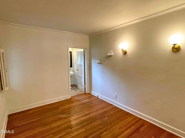 Detail Gallery Image 11 of 24 For 31 Oak Knoll Gardens Dr, Pasadena,  CA 91106 - 2 Beds | 2 Baths