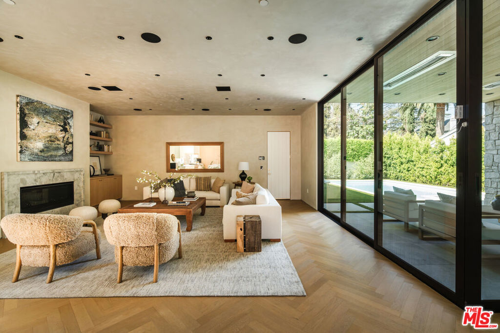 4601 Greenbush AveSherman Oaks img 3