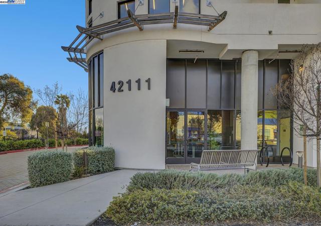 42111 Osgood Rd, Fremont CA: https://media.crmls.org/mediaz/4b4c0047-f3a7-4875-b5d4-18b5eeb7f229.jpg