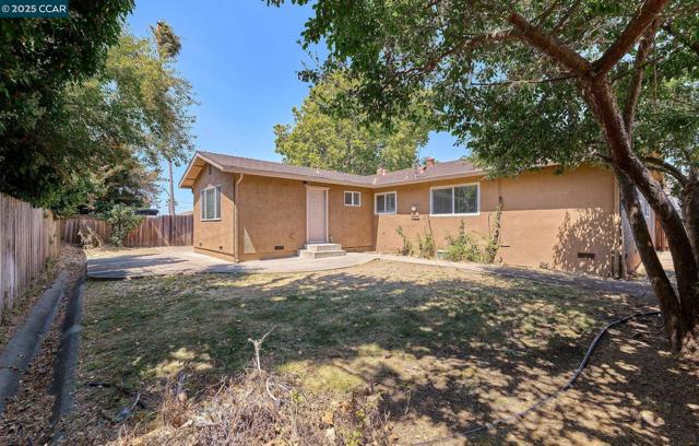 345 Swan Way, Vallejo CA: https://media.crmls.org/mediaz/4b4c03dd-558a-4708-a060-d8d99261a36a.jpg