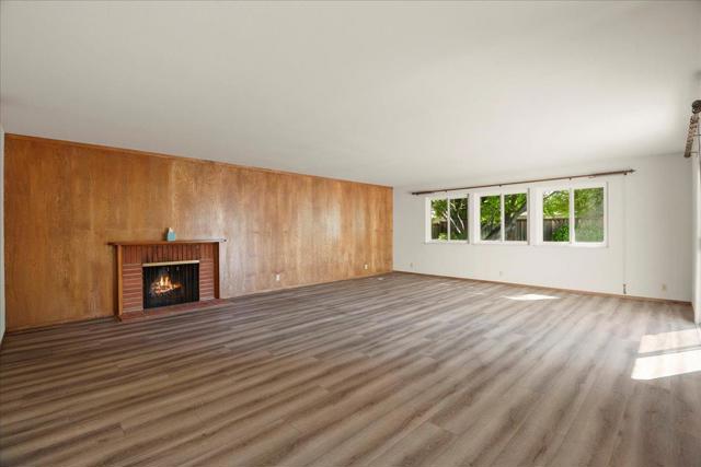2330 Montezuma Drive, Campbell CA: https://media.crmls.org/mediaz/4b4c4a6f-1581-499f-a744-2d92c9f1929a.jpg