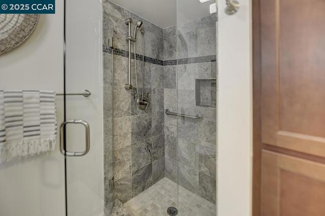 1224 Singingwood Ct, Walnut Creek CA: https://media.crmls.org/mediaz/4b4c9f87-8a73-4abb-b745-346a6f5acd7f.jpg