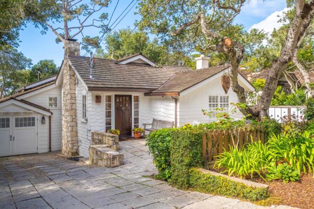 0 Lincoln 3 SW of 10th Avenue, Carmel CA: https://media.crmls.org/mediaz/4b4cf2de-c602-49b8-ad3d-ca086048efb8.jpg