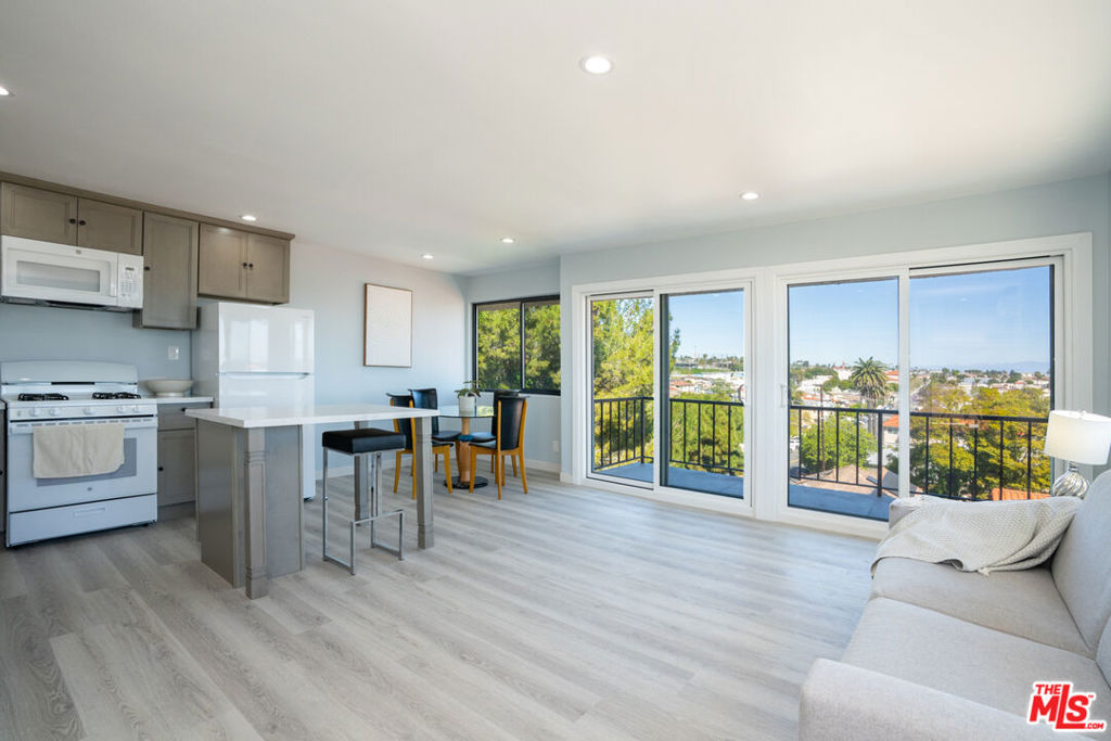 2030 S Cabrillo Avenue #419