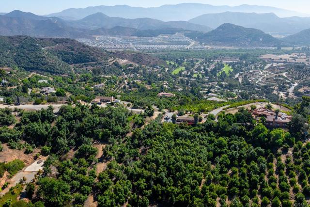0 Wilt Road, Fallbrook CA: https://media.crmls.org/mediaz/4b4d6c3a-54c4-44a3-ae9c-aebce5e89d01.jpg