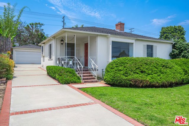 7711 Naylor Avenue, Los Angeles, California 90045, 3 Bedrooms Bedrooms, ,2 BathroomsBathrooms,Single Family Residence,For Sale,Naylor,24413387