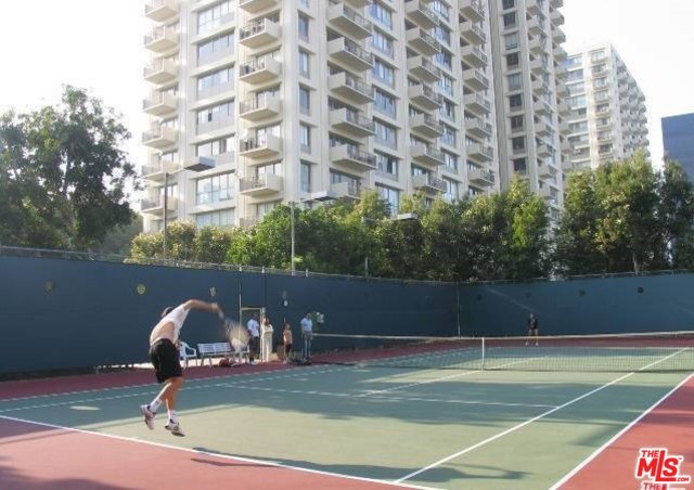 2160 CENTURY PARK EAST, Los Angeles CA: https://media.crmls.org/mediaz/4b4feb31-1fbe-487c-82fc-bc120c7a8805.jpg