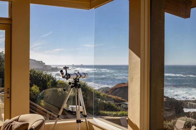 104 Yankee Point Drive, Carmel CA: https://media.crmls.org/mediaz/4b502431-742a-4658-9882-44c6ad4bbe37.jpg
