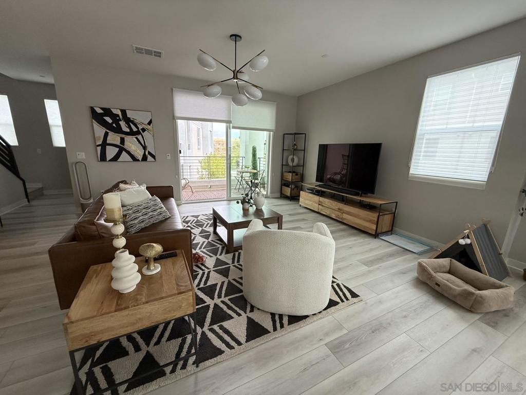 13124 Lumen Way - photo 5