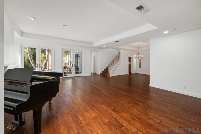14694 Via Monteverde, San Diego CA: https://media.crmls.org/mediaz/4b50d0b0-4093-4066-bcca-f01c25a35eb6.jpg