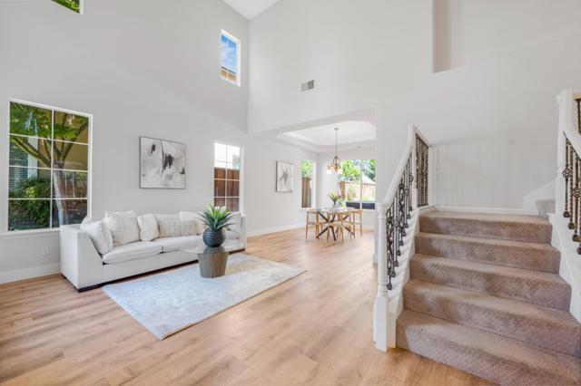 1429 Goshawk Court, Gilroy CA: https://media.crmls.org/mediaz/4b528985-95bb-43b7-99a6-8df5a0bcc874.jpg