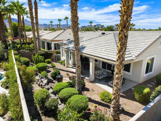 81497 Golden Poppy Way, La Quinta CA: https://media.crmls.org/mediaz/4b531fda-4ff0-456f-ae79-be4be6acb348.jpg