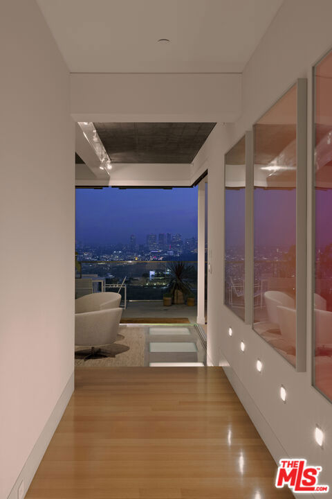 8804 Hollywood Boulevard, Los Angeles CA: https://media.crmls.org/mediaz/4b534f25-2f2f-45ed-9ae3-b2c5b4d26382.jpg