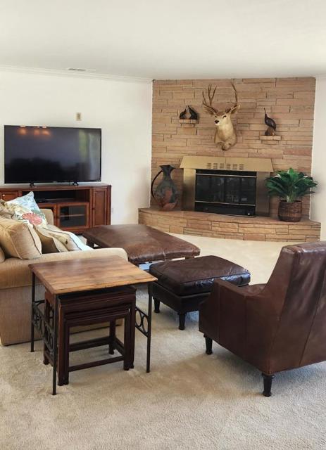 287 Portola Road, Portola Valley CA: https://media.crmls.org/mediaz/4b535f28-f199-4ca7-a476-205ad7c66271.jpg
