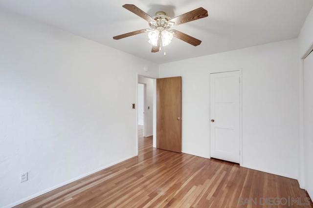 1354 Chalcedony St, San Diego CA: https://media.crmls.org/mediaz/4b53af51-cd01-48ad-850e-a8d1ea455b31.jpg