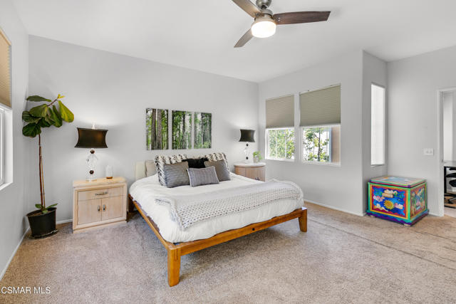 477 Parkview Court, Simi Valley CA: https://media.crmls.org/mediaz/4b53afd2-1052-4629-a6e3-e8094d8c494b.jpg