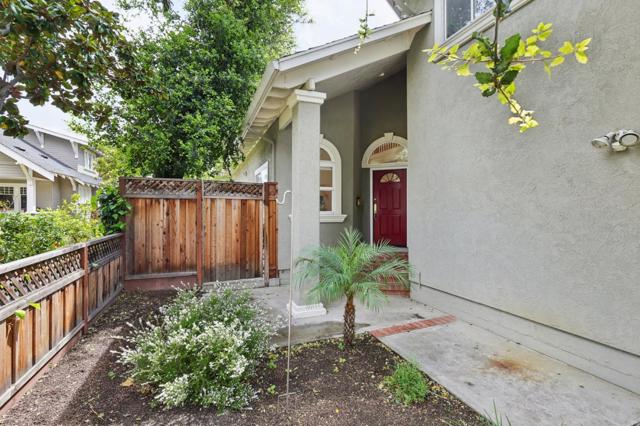 731 Calderon Avenue, Mountain View CA: https://media.crmls.org/mediaz/4b5469e3-3098-46e1-9af6-e33693b2300d.jpg