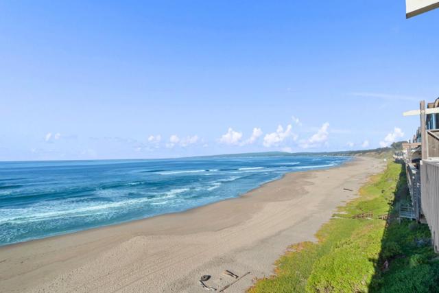 476 Oceanview Drive, La Selva Beach CA: https://media.crmls.org/mediaz/4b548ec0-30a7-43d7-9117-68226d960925.jpg