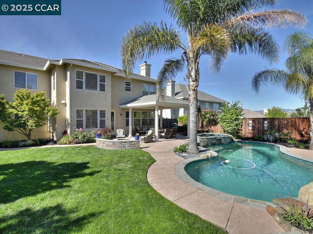 60 Foster Dr