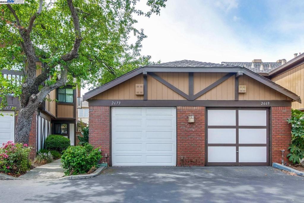 2673 Teal Lane #12