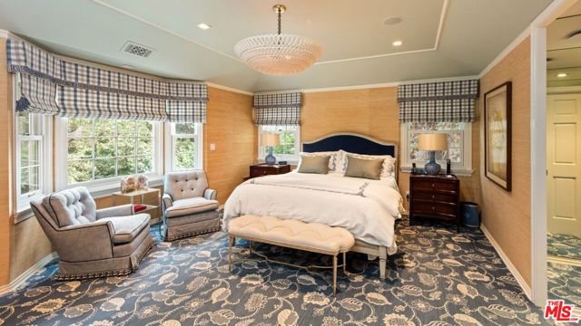 3848 Ethel Avenue, Studio City CA: https://media.crmls.org/mediaz/4b5619e9-e6aa-4325-b85b-52ef5ed1faee.jpg