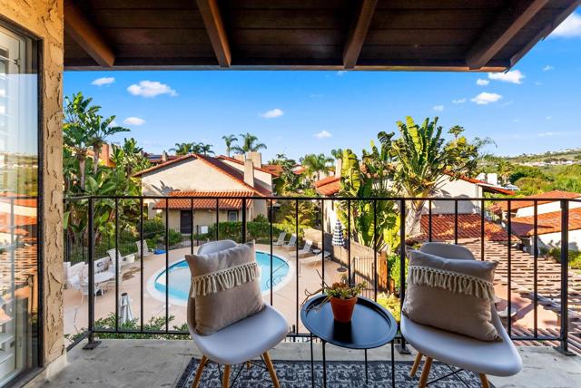 Detail Gallery Image 11 of 26 For 1915 Estrella De Mar Ct a,  Carlsbad,  CA 92009 - 2 Beds | 2/1 Baths