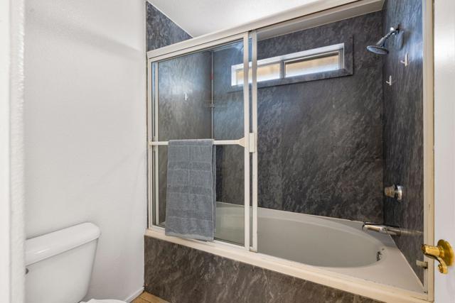Image 22 of 25 For 31860 Neuma Drive