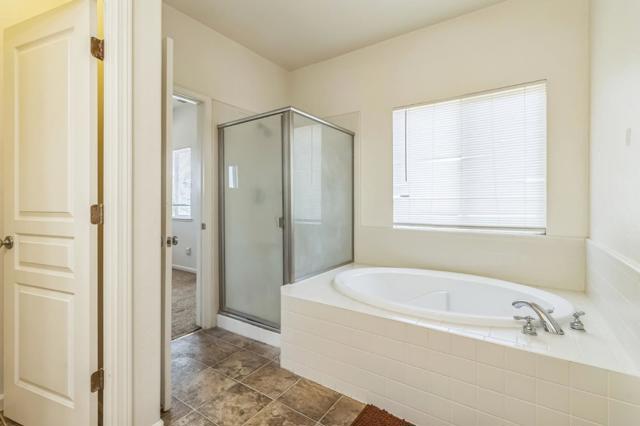 1160 Bellflower Way, Los Banos CA: https://media.crmls.org/mediaz/4b584dc4-b6d2-433d-a0b8-a59822f8f7e5.jpg