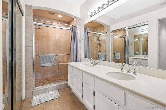 12662 Springbrook Dr, San Diego CA: https://media.crmls.org/mediaz/4b5982ba-4eb2-4aec-bc04-4ded7ceebc3a.jpg