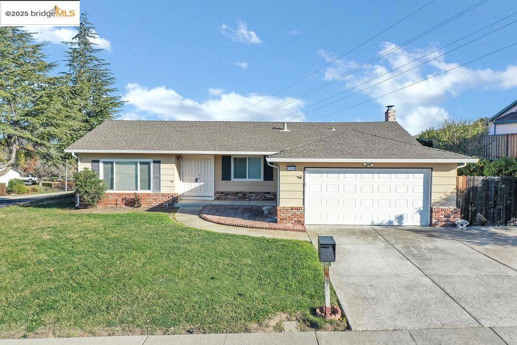 2209 Navarro Ct