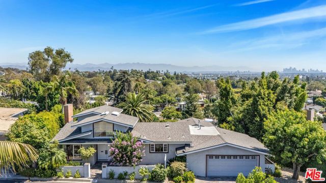 2990 Club Drive, Los Angeles, California 90064, 4 Bedrooms Bedrooms, ,3 BathroomsBathrooms,Single Family Residence,For Sale,Club,24430901