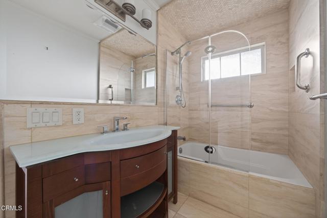 281 Glen Ellen Drive, Ventura CA: https://media.crmls.org/mediaz/4b5b01ea-e664-4d14-a734-be55651a8621.jpg