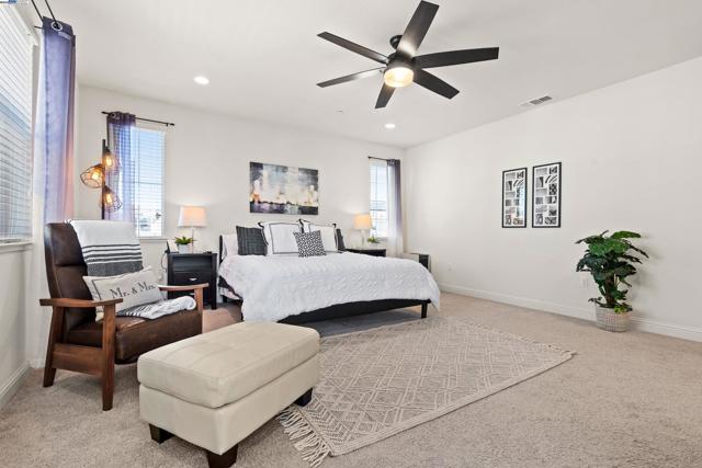 4440 Pine Mountain Way, Dublin CA: https://media.crmls.org/mediaz/4b5b75b9-daca-47d6-9a32-037f42d05e40.jpg