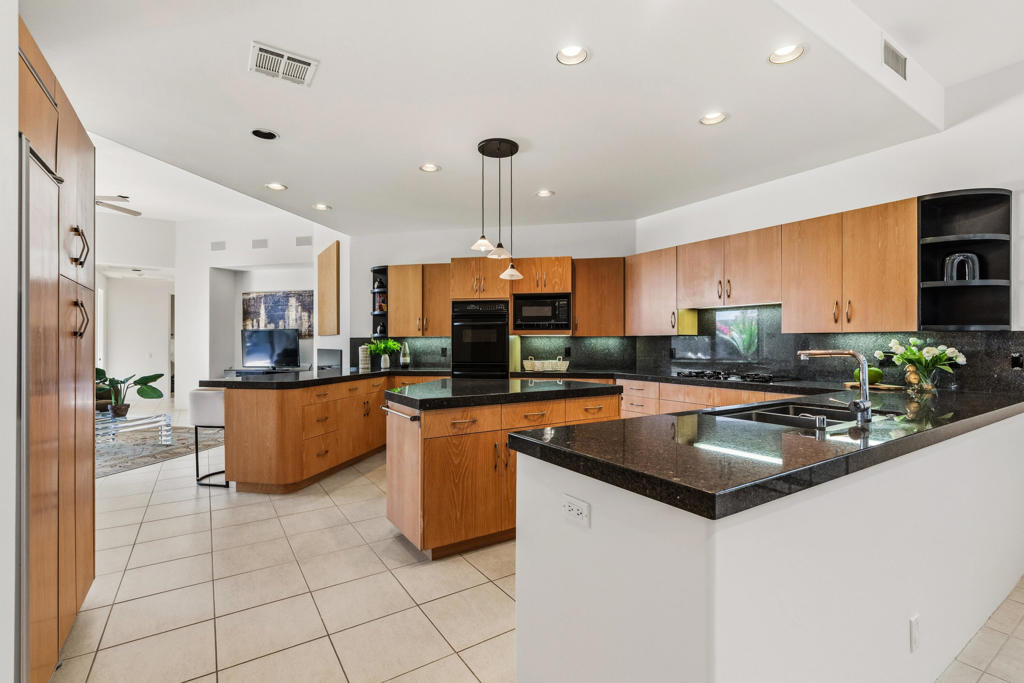 MLS #219138966DA image #10