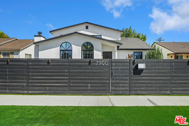 7900 Louise Avenue photo 2