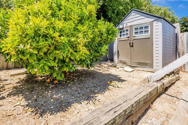 921 Newman Drive, South San Francisco CA: https://media.crmls.org/mediaz/4b5e58b9-e247-4bf0-9f3e-e84b81ee76b3.jpg