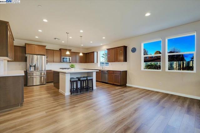 Image 5 of 17 For 1779 Stinson Way