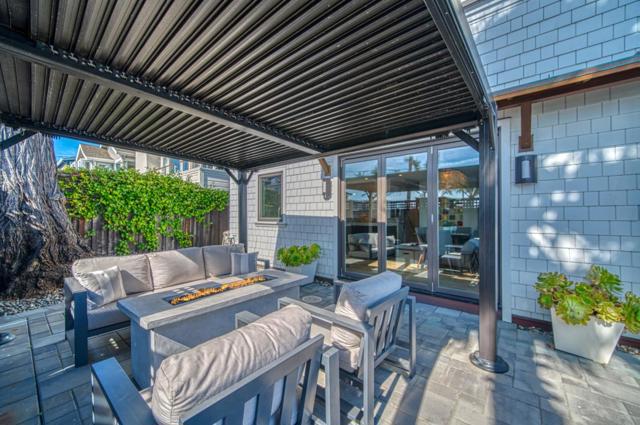 2601 E Cliff, Santa Cruz CA: https://media.crmls.org/mediaz/4b5f7bab-0aab-4936-8fbd-4456c7a54cd3.jpg