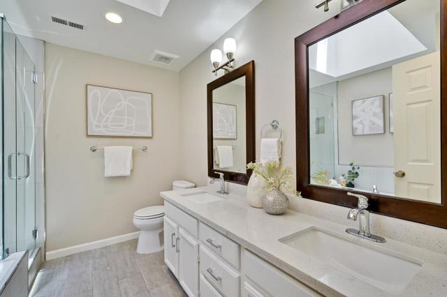 304 Windmill Park Lane, Mountain View CA: https://media.crmls.org/mediaz/4b5fe3f9-109d-4c3d-9046-a05c1cf758f7.jpg