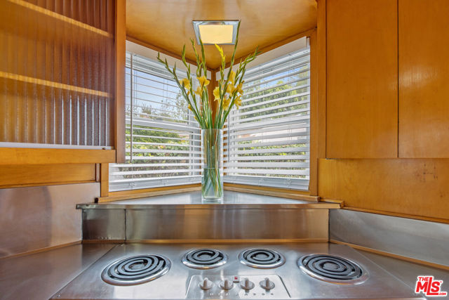 210 S Bundy Drive, Los Angeles CA: https://media.crmls.org/mediaz/4b5ffb9e-43fd-4927-a759-a241eb2932d5.jpg