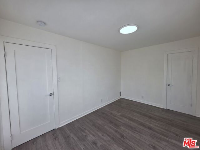 1635 S Beverly Glen Boulevard, Los Angeles CA: https://media.crmls.org/mediaz/4b601333-ef03-4fa2-a904-b25282a44bfa.jpg