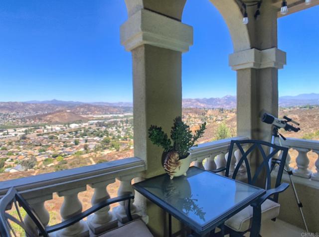 1710 Montilla, Santee CA: https://media.crmls.org/mediaz/4b60fe16-cfd0-4b7d-9f2a-a2a887b7b33f.jpg