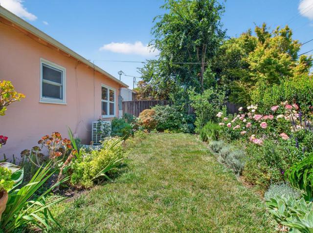 2155 Peachtree Lane, San Jose CA: https://media.crmls.org/mediaz/4b61b0c7-24da-4699-85b9-5b546916418a.jpg