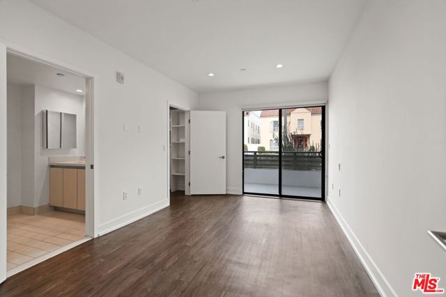 409 Hayworth, Los Angeles CA: https://media.crmls.org/mediaz/4b62198d-4887-48f2-b290-e7033dacc80c.jpg