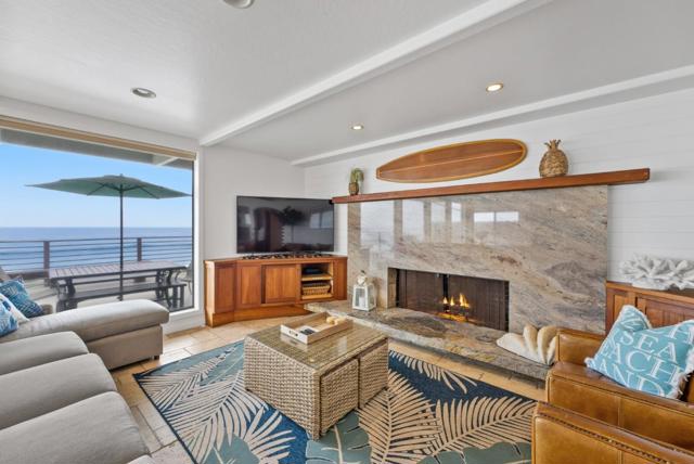 22818 E Cliff Drive, Santa Cruz CA: https://media.crmls.org/mediaz/4b624951-90de-4e90-9896-152df15fd852.jpg