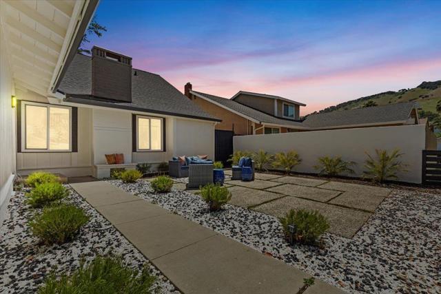 6286 Lean Avenue, San Jose CA: https://media.crmls.org/mediaz/4b631ee1-9c4d-4e43-8e43-0b1a1577410b.jpg