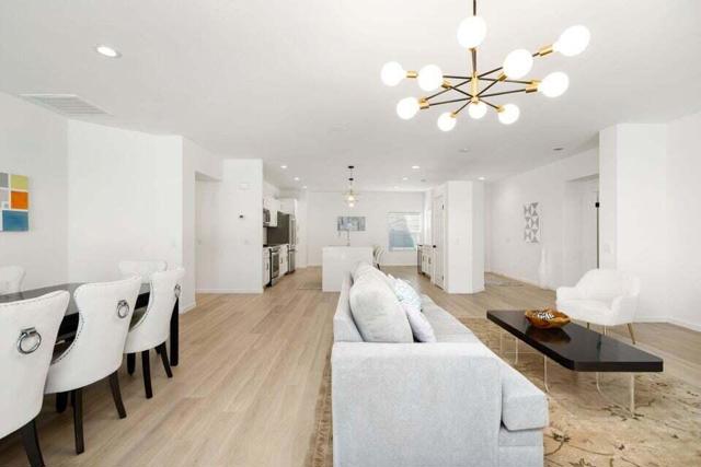 836 Mira Grande, Palm Springs, CA 92262