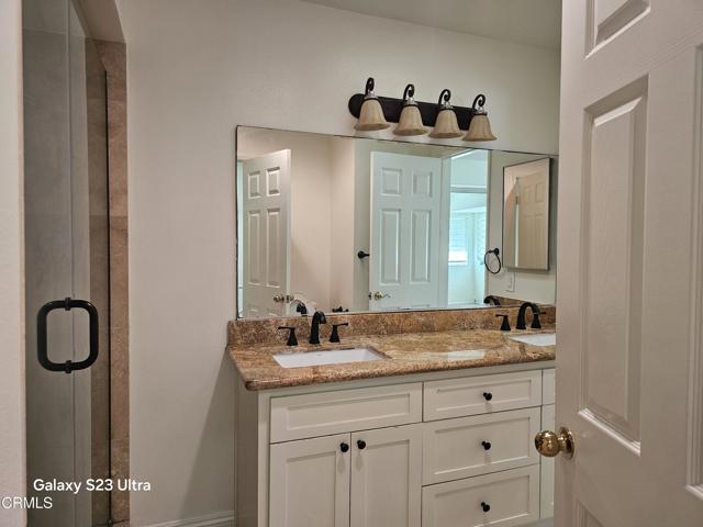 3075 Foothill Boulevard, La Crescenta CA: https://media.crmls.org/mediaz/4b646765-0ca6-4c05-a3fc-23aecfdfe547.jpg